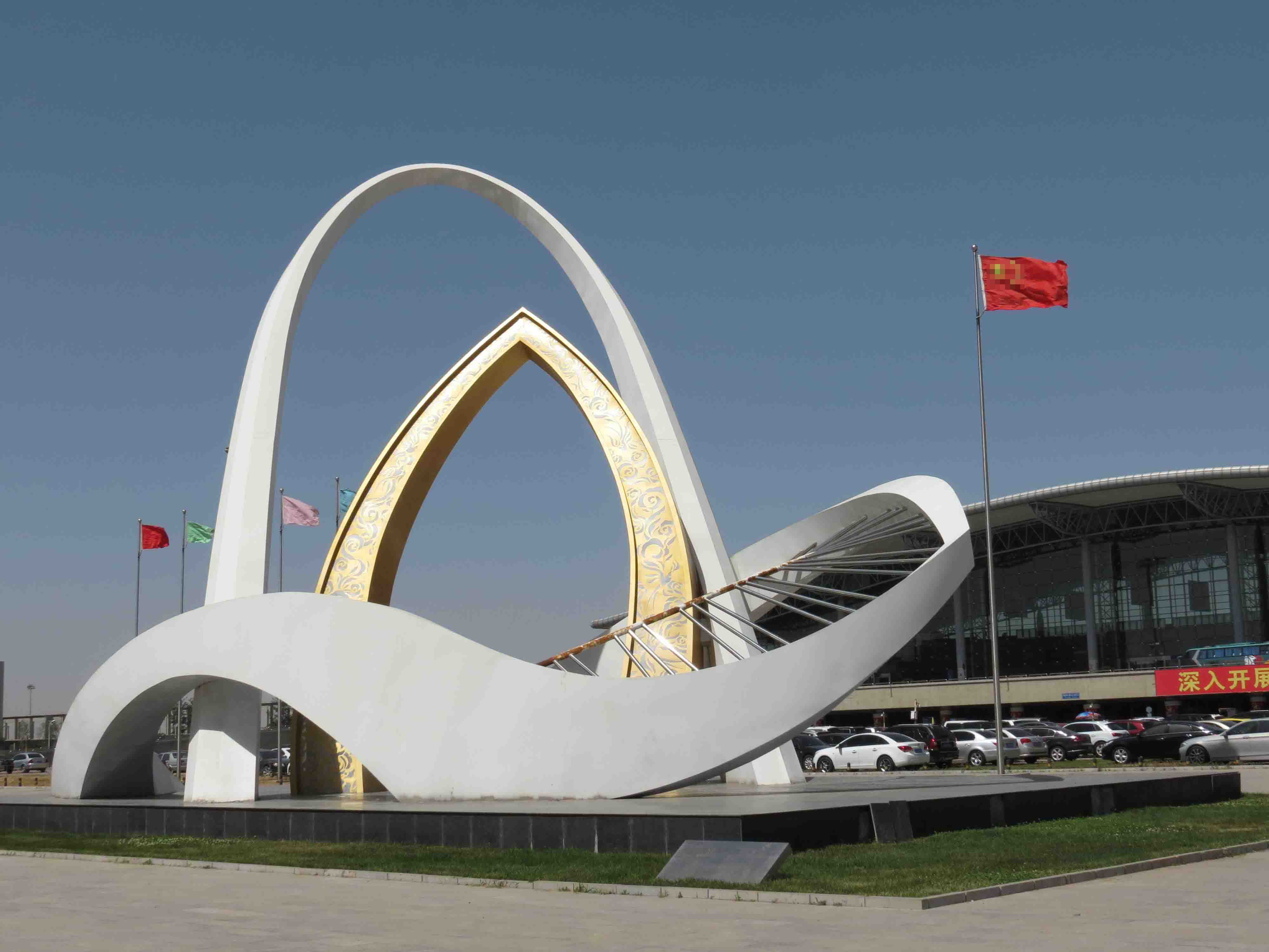 機(jī)場(chǎng)景觀雕塑,機(jī)場(chǎng)不銹鋼標(biāo)志,廣場(chǎng)大型標(biāo)志