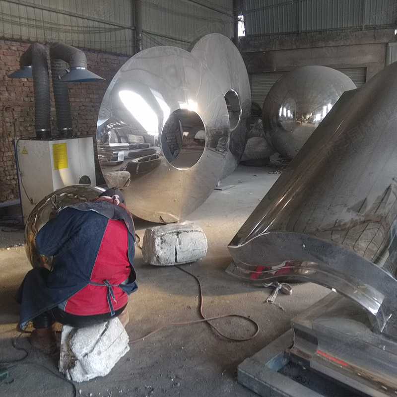 不銹鋼雕塑廠家,景觀雕塑定制